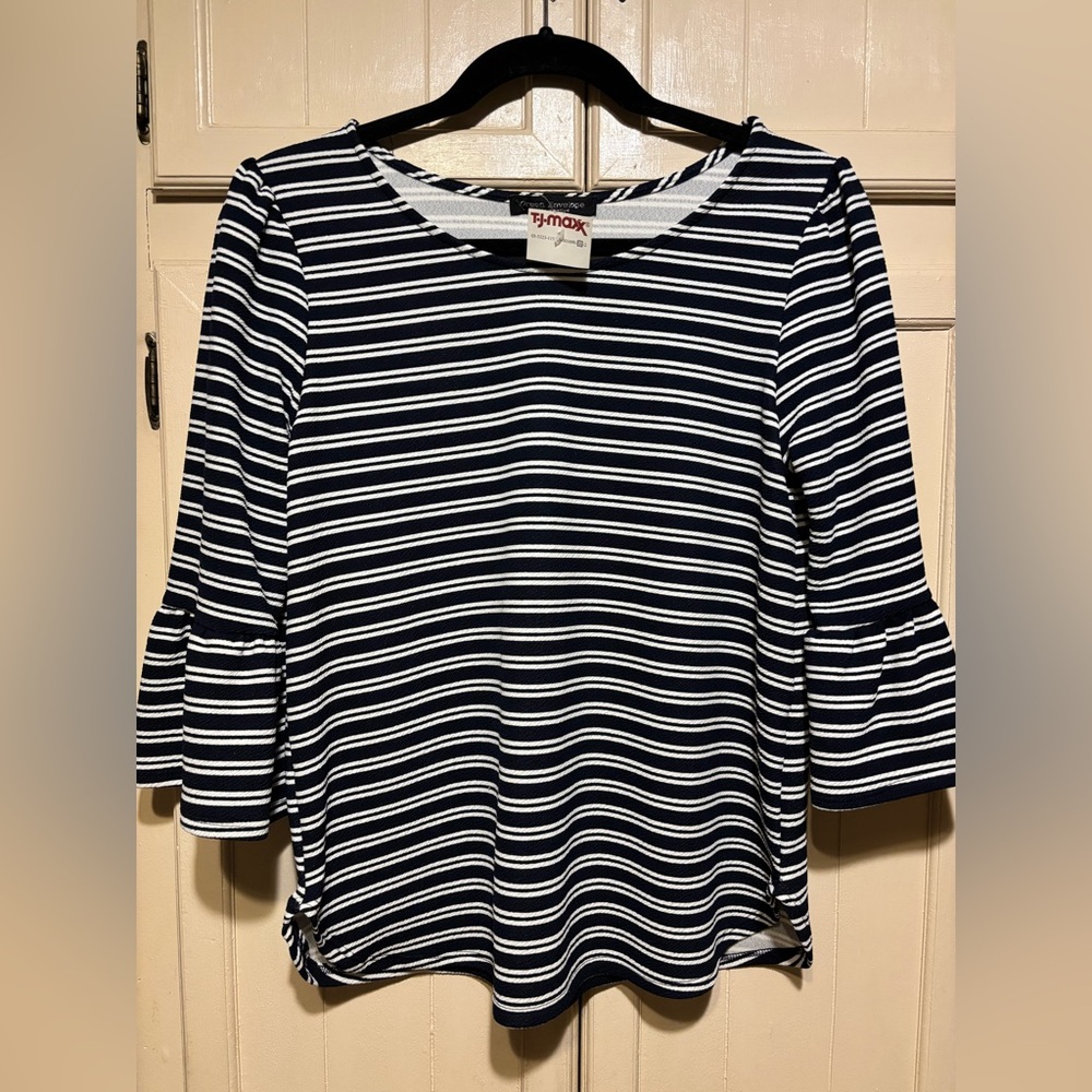 Green Envelope Navy and White Striped Flowy Top - NEW NWT size L